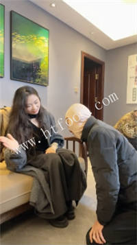 bsus4aje51z.jpg
