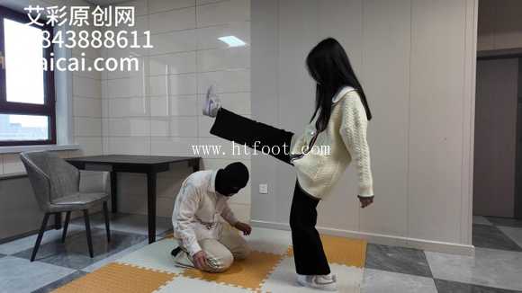 xue21xuubrj.jpg