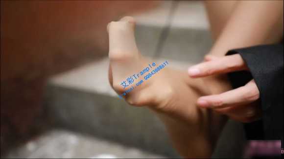 l44bluws5x3.jpg