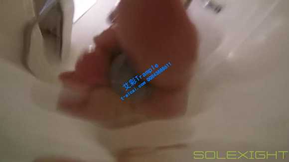 tps04aux5qt.jpg