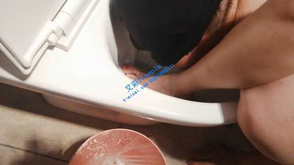 uuiuomgf5xk.jpg