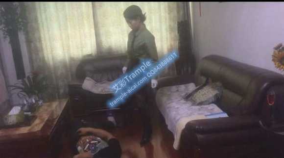 sbeea0jupm0.jpg