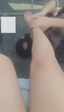 g0zqeb50lol.jpg