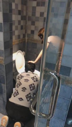 frrqt23d4n4.jpg