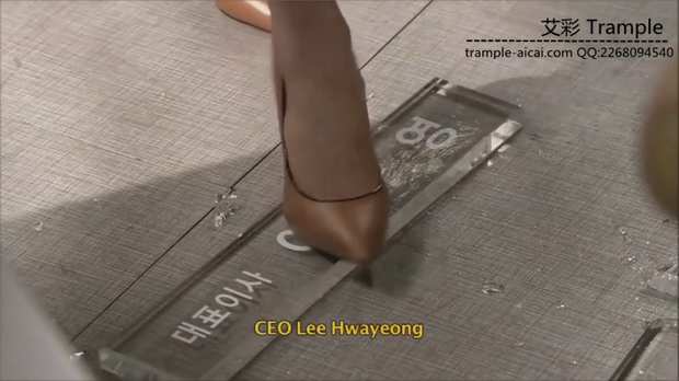 ia10c0lyxax.jpg