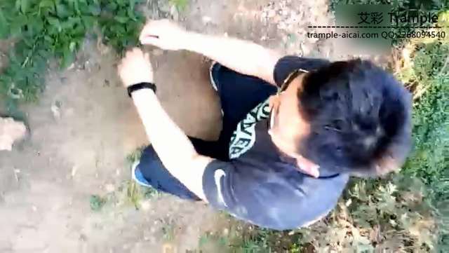 kcslxnic4vs.jpg