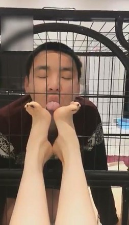 dt1qpds0m1m.jpg