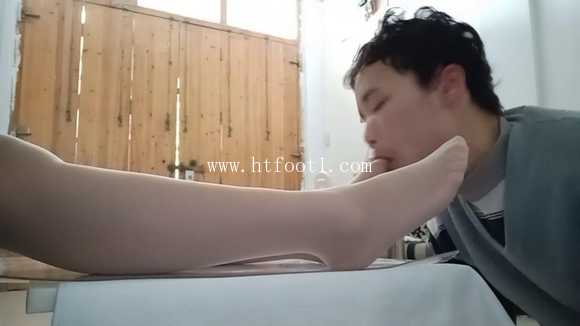 qmmkcazrxi5.jpg
