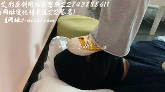 xtoey0mdvr2.jpg