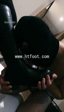4j5lmoef045.jpg
