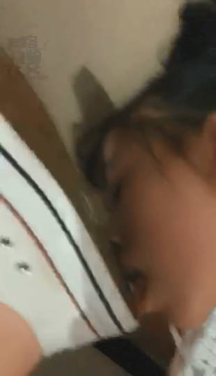 up3ss4xkss3.jpg