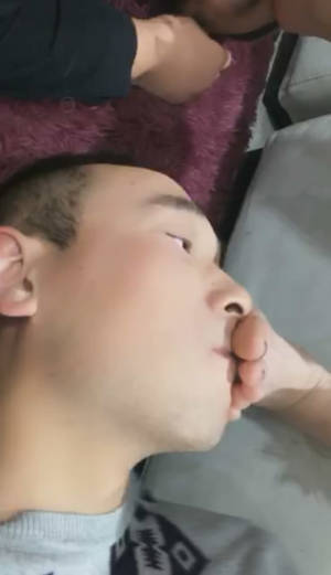 x2aykr2ykyq.jpg
