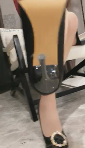 exhepx0c3ze.jpg