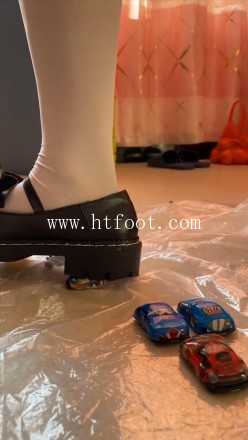 uaty010hw11.jpg