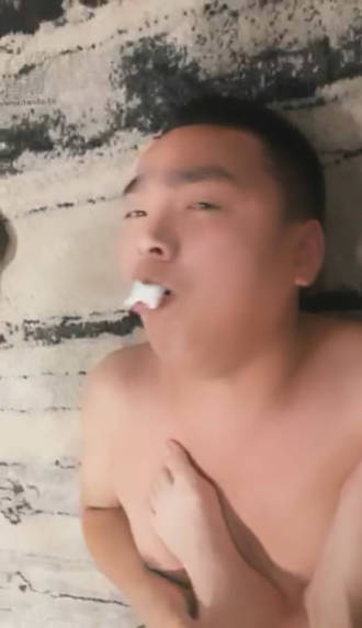 h0tbambisw1.jpg