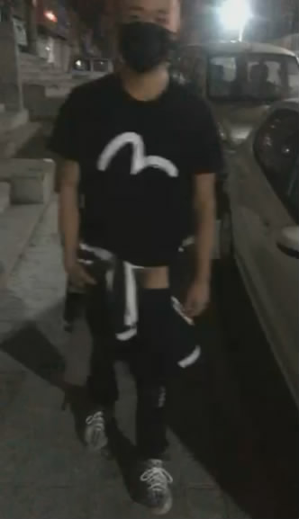 ycjkjmhosy3.jpg