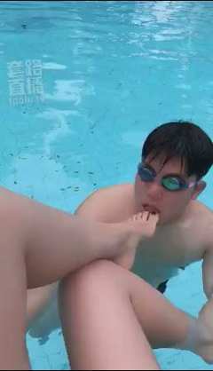 hik4qdsq1r4.jpg