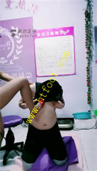a4x1yevmffq.jpg