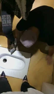 lwu4uu2slf0.jpg