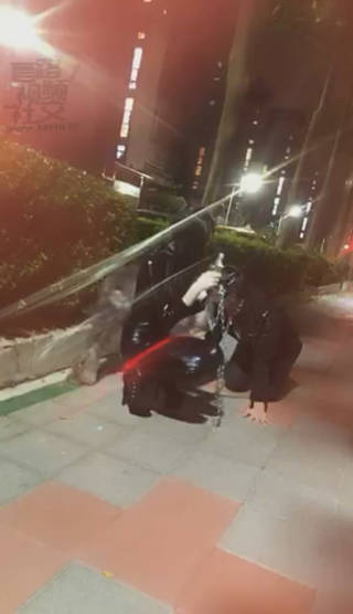 uvarrys2jmm.jpg
