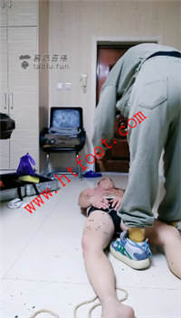 gcs1f0kes4x.jpg