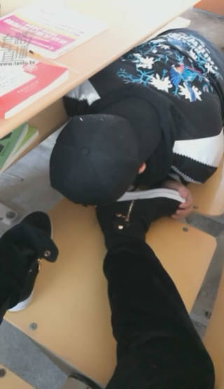 5ptuh1ihmdy.jpg