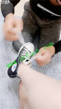dxezqfxhqvf.jpg