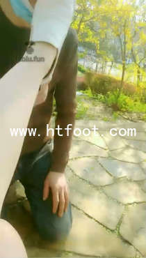 qfooe3jjxw3.jpg