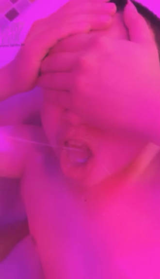 aq0w0n23ycm.jpg