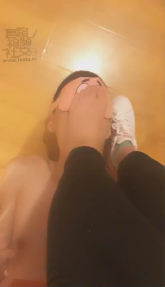 is2hecpmxv4.jpg