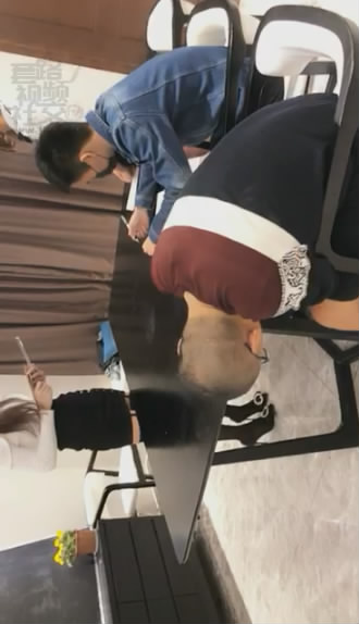 jsjawcu2plk.jpg