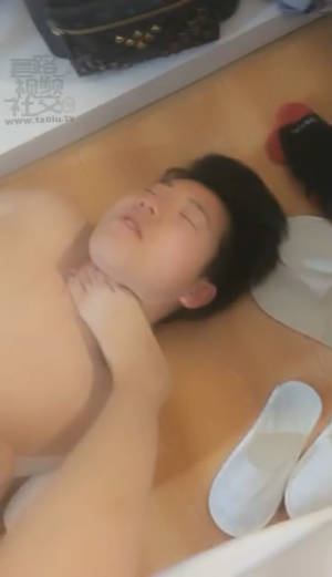 f4xhrw24yiz.jpg