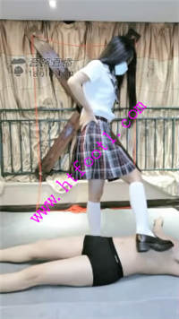 tkknuch3ezx.jpg