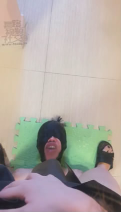 fhmxjkun1jb.jpg