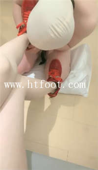 sz4yypaevyg.jpg