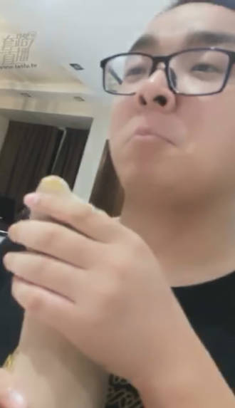 xozpvakopw3.jpg
