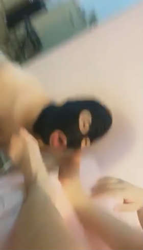 lp0rxlqt1c5.jpg