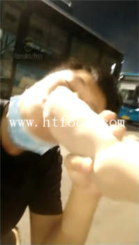 oeh1td032p4.jpg