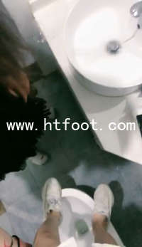 hufkn5p1a40.jpg