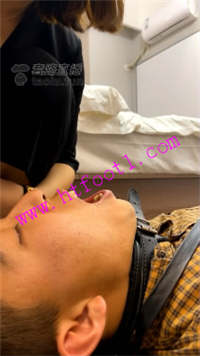 lacae2jqhsw.jpg