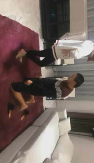 izigce5sbhn.jpg