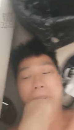 rygn5ek0rlo.jpg