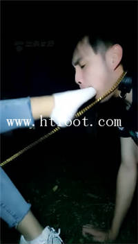 fd40cuyifot.jpg