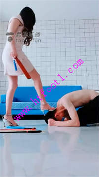 p0xyxuepelr.jpg