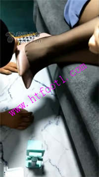lm01mvfnbqh.jpg
