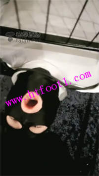 xos43zl3fuw.jpg