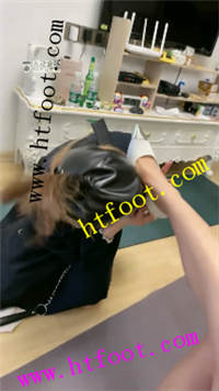 wvqrdlvy4fs.jpg