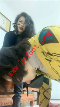 tg4jguyip14.jpg