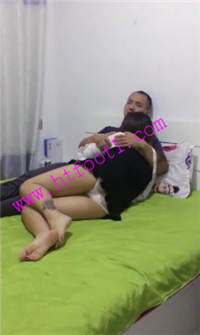 umb1uetb1b4.jpg