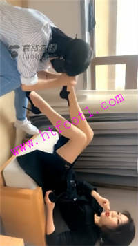 0qakyjkpqn2.jpg